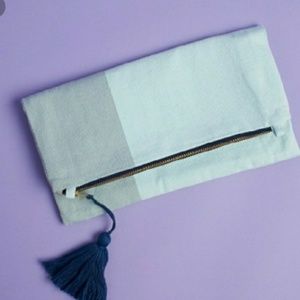 Clutch or crossbody bag from Causebox